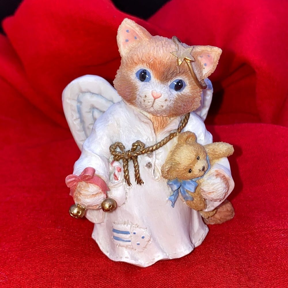 Collectible Calico Kittens baby kitten figurine by Enesco Hark-A Herald Angel